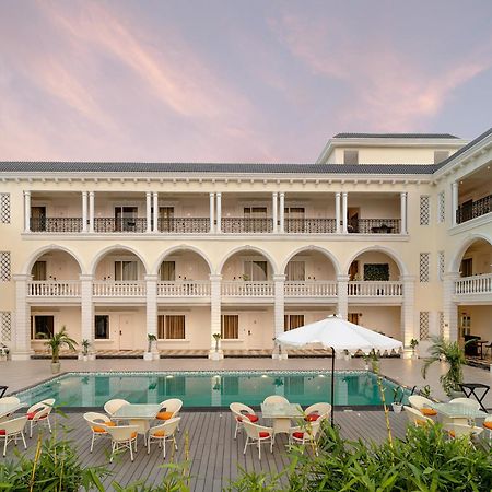 Rudra Imperial Resort Sitapur  Exterior photo