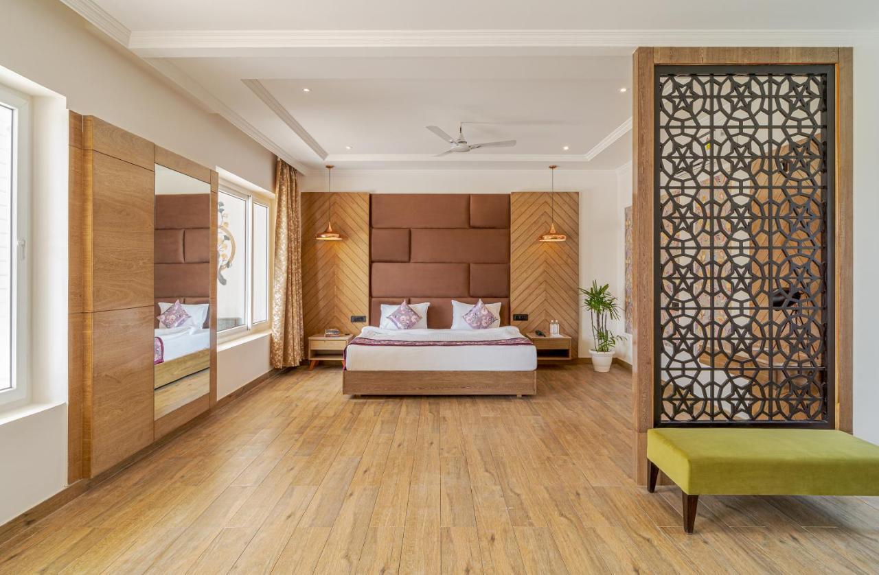 Rudra Imperial Resort Sitapur  Exterior photo